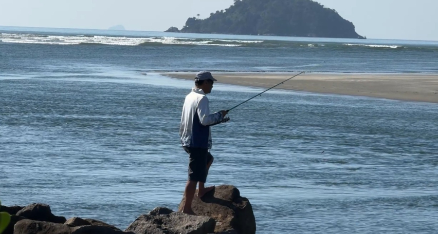 Peruíbe conquista o Prêmio Top Destinos Turísticos 2025 na categoria Turismo de Pesca