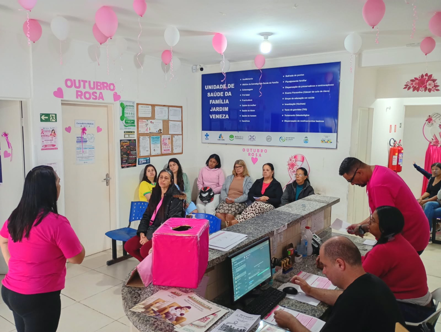 Peruíbe encerra Outubro Rosa com programação especial de saúde, cultura e valorização da mulher na Praça da Matriz